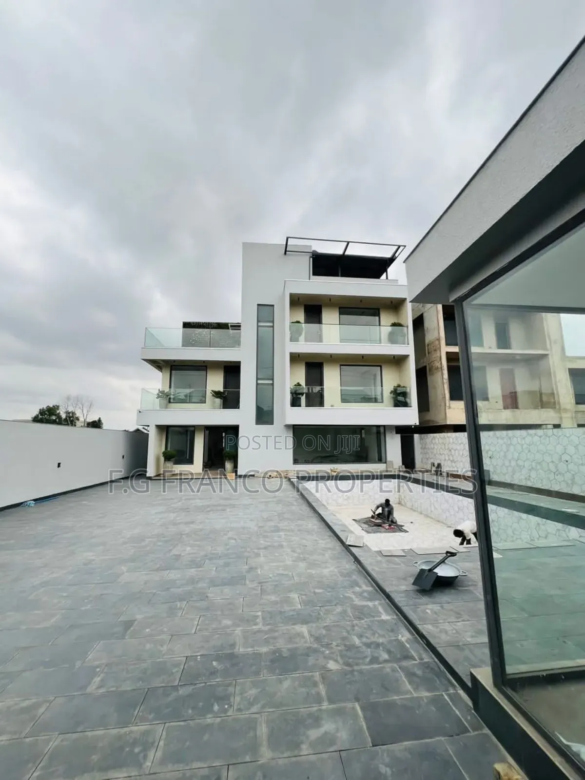 5bdrm House in Kg Franco Properties, East Legon for sale