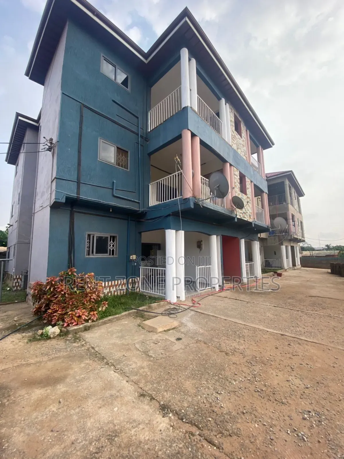 2bdrm Apartment in Ofankor for rent
