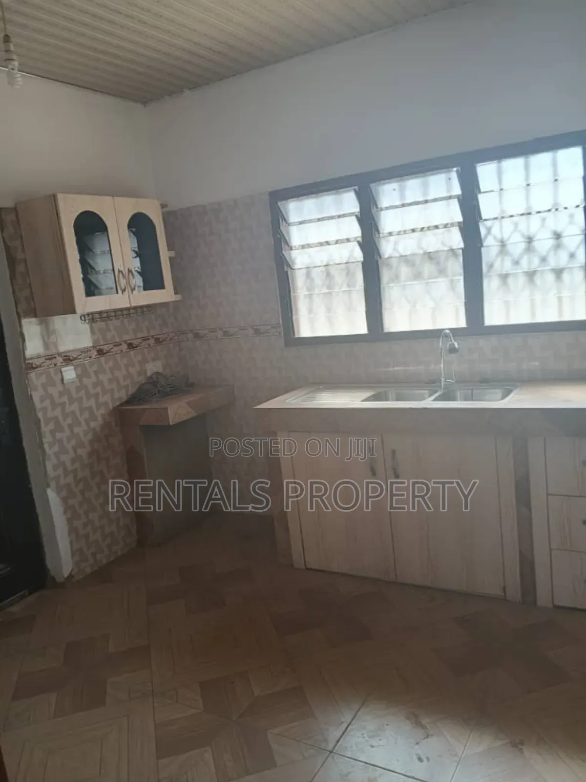 2bdrm House in Amrahia for rent