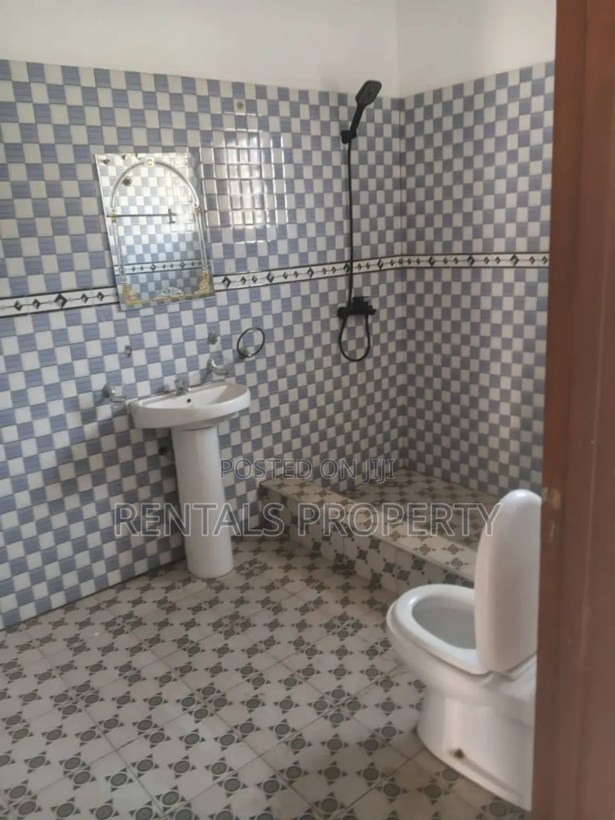 2bdrm House in Amrahia for rent