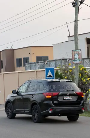 Mitsubishi Outlander 2020 Black