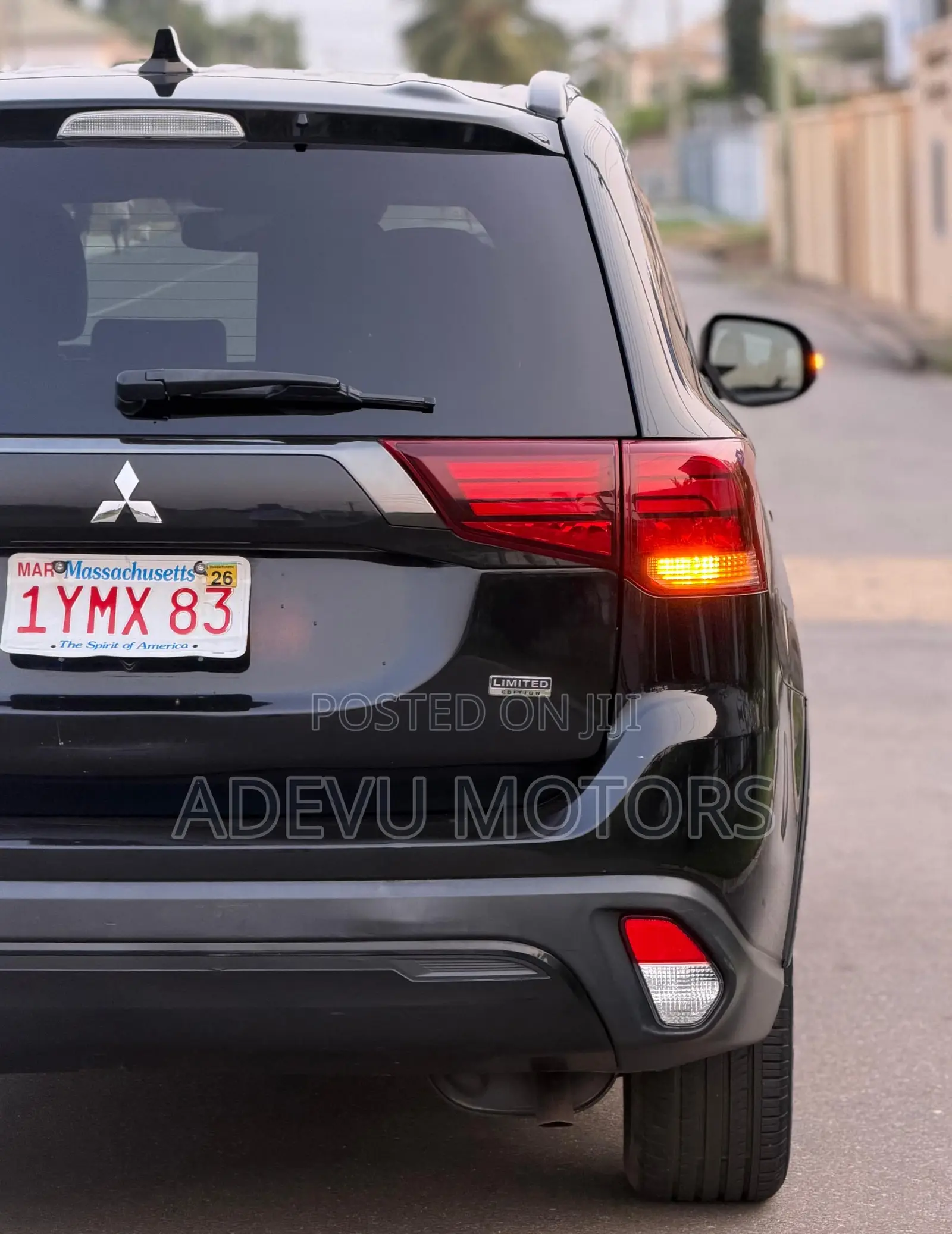 Mitsubishi Outlander 2020 Black