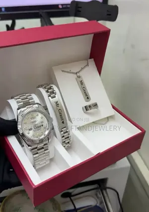 Exquisite Customized Jewelry Set