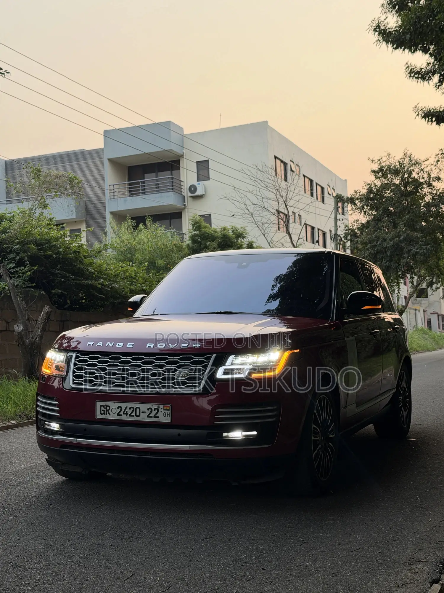 Land Rover Range Rover Vogue 2017 Red