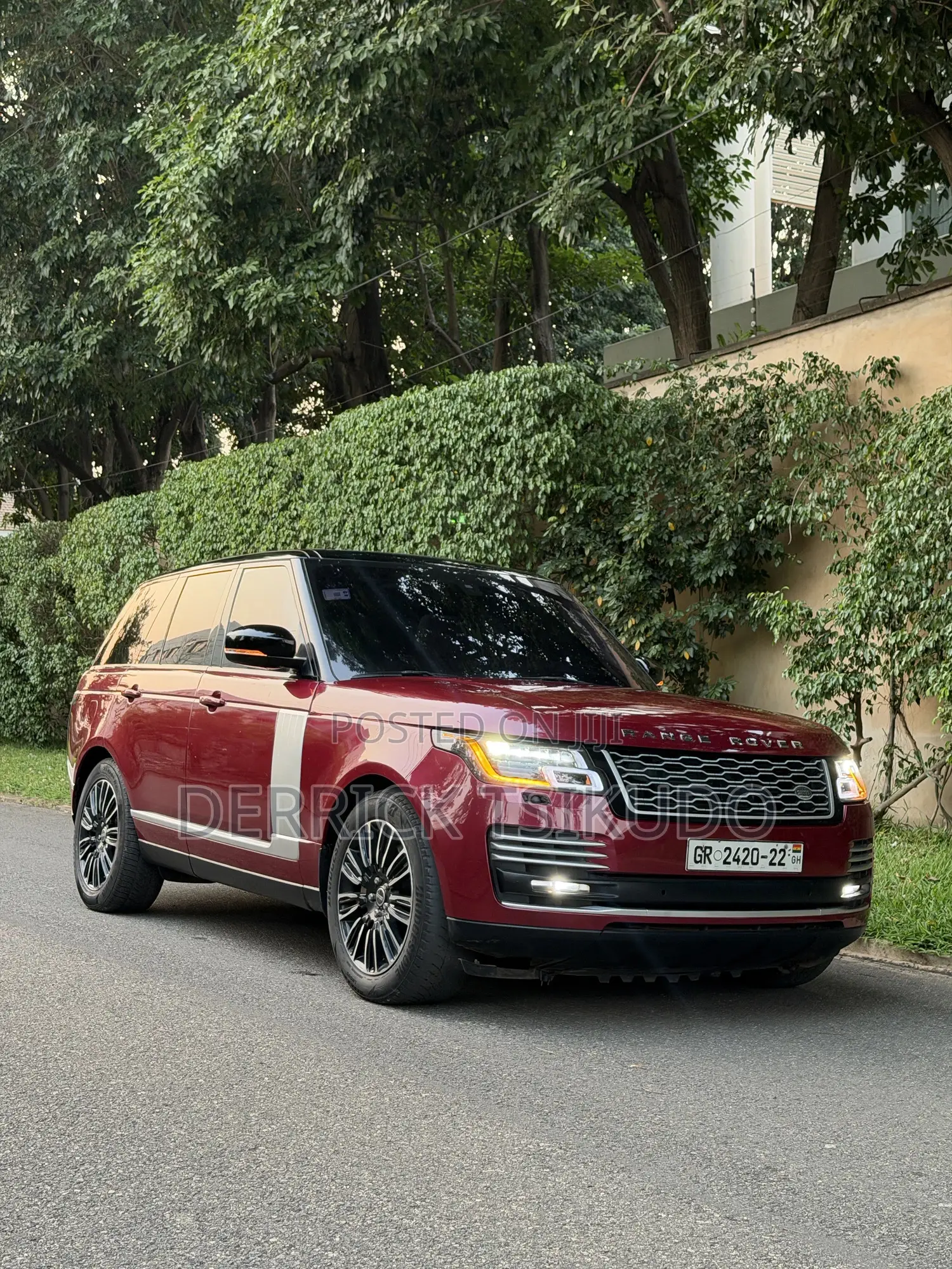 Land Rover Range Rover Vogue 2017 Red