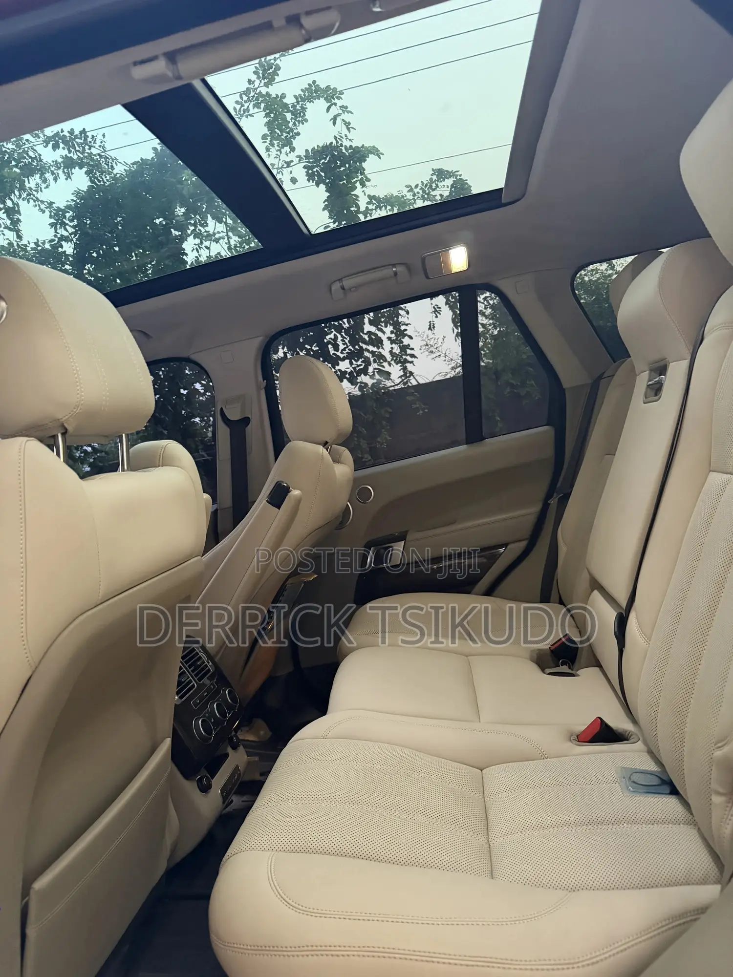 Land Rover Range Rover Vogue 2017 Red