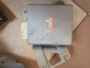 Toyota Voxy Airbag Control