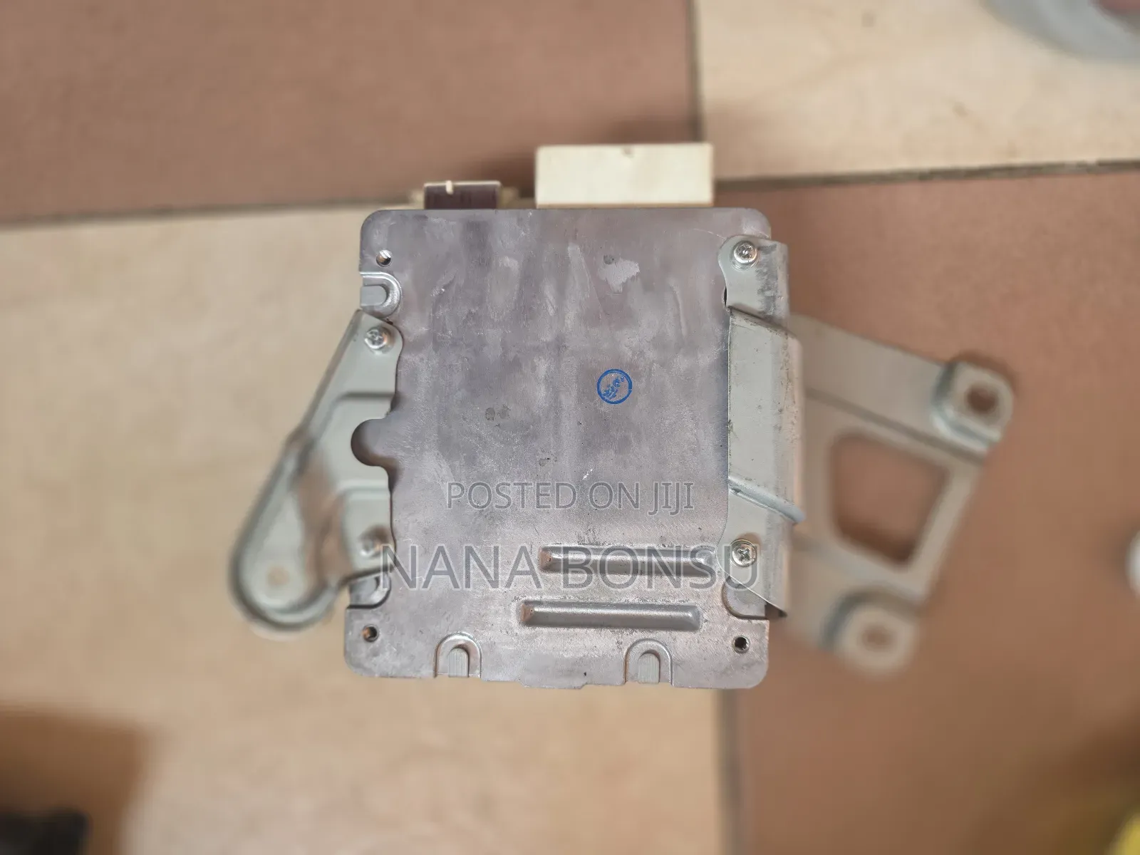 Toyota Voxy Airbag Control