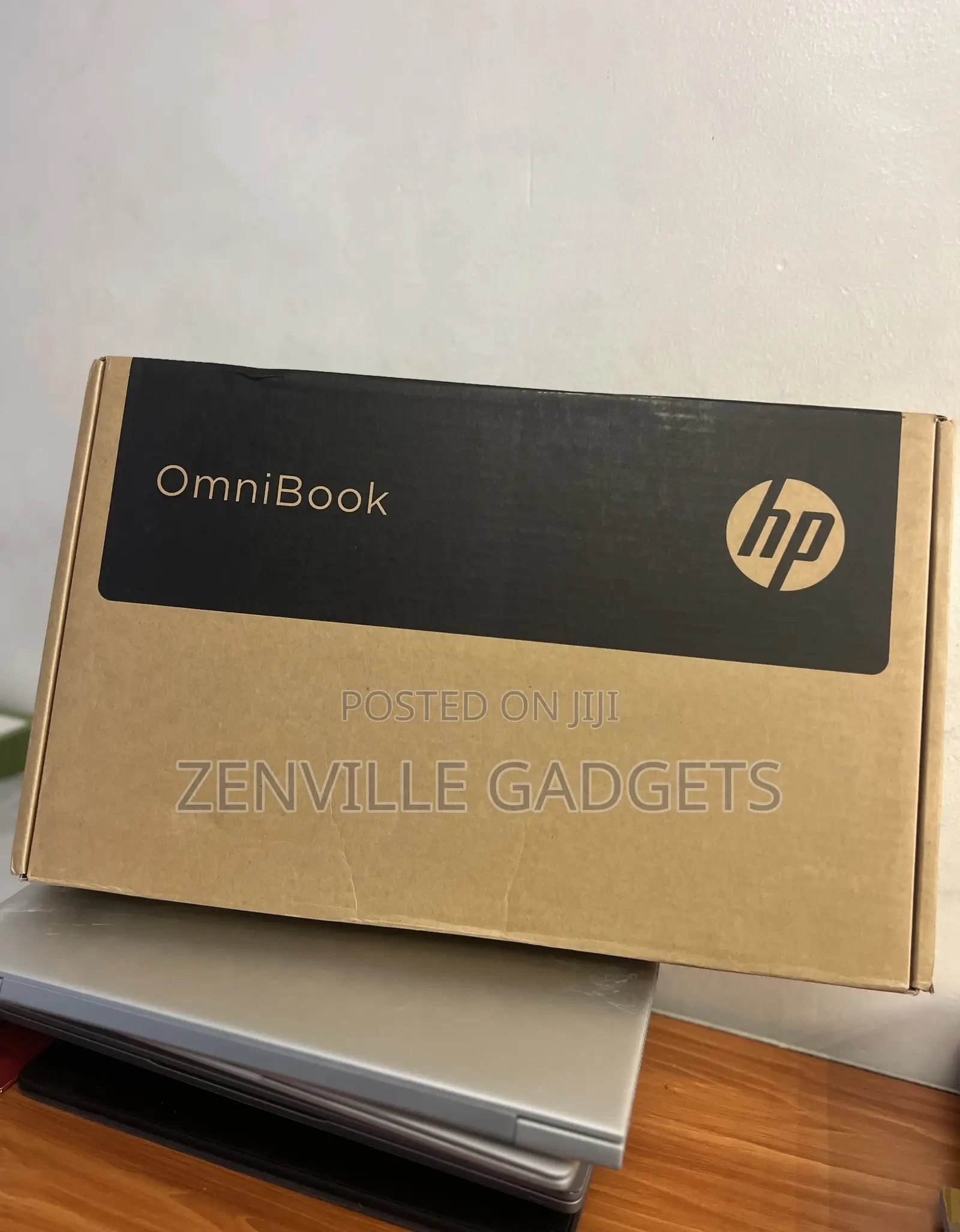 New Laptop HP OmniBook 5 Flip 16GB Intel Core 7 SSD 512GB