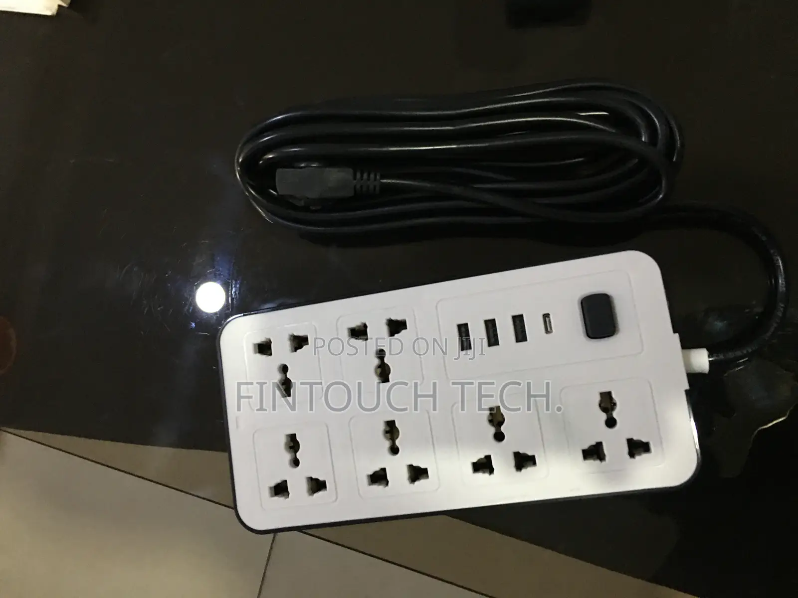 Extension Socket With 3 Usb Ports and Type-C