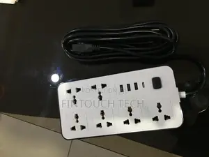 Extension Socket With 3 Usb Ports and Type-C