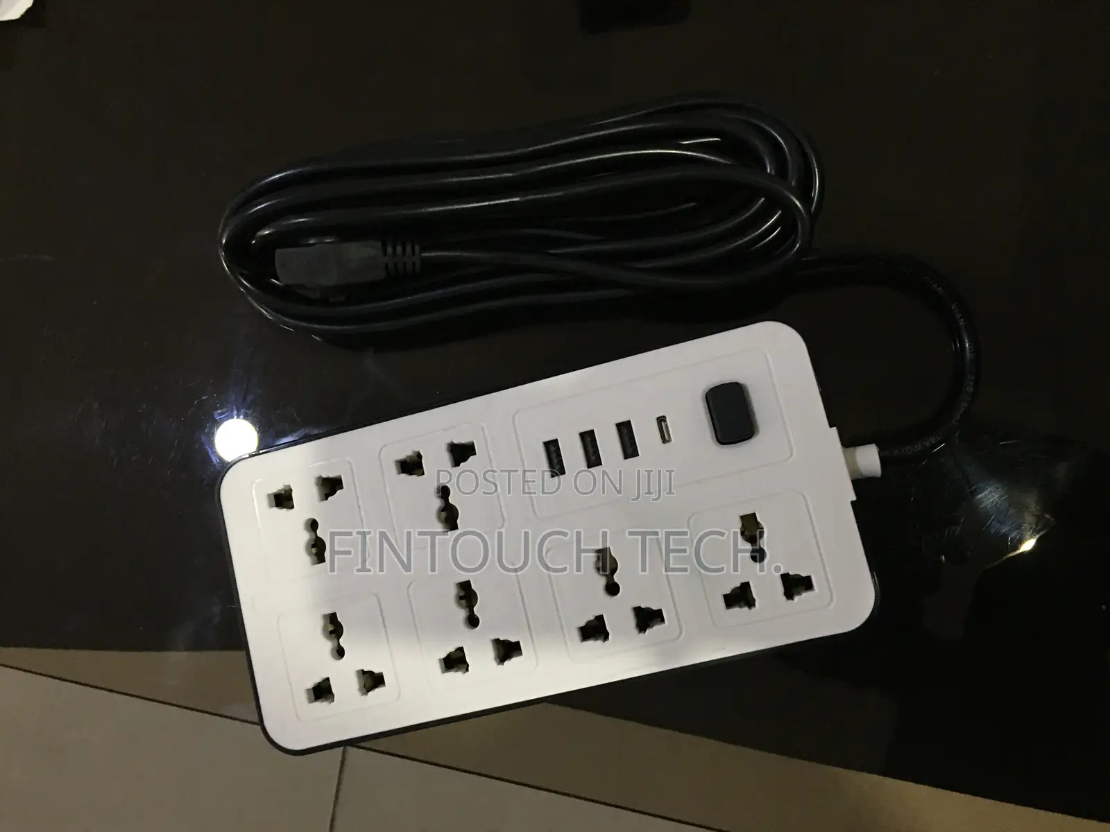 Extension Socket With 3 Usb Ports and Type-C