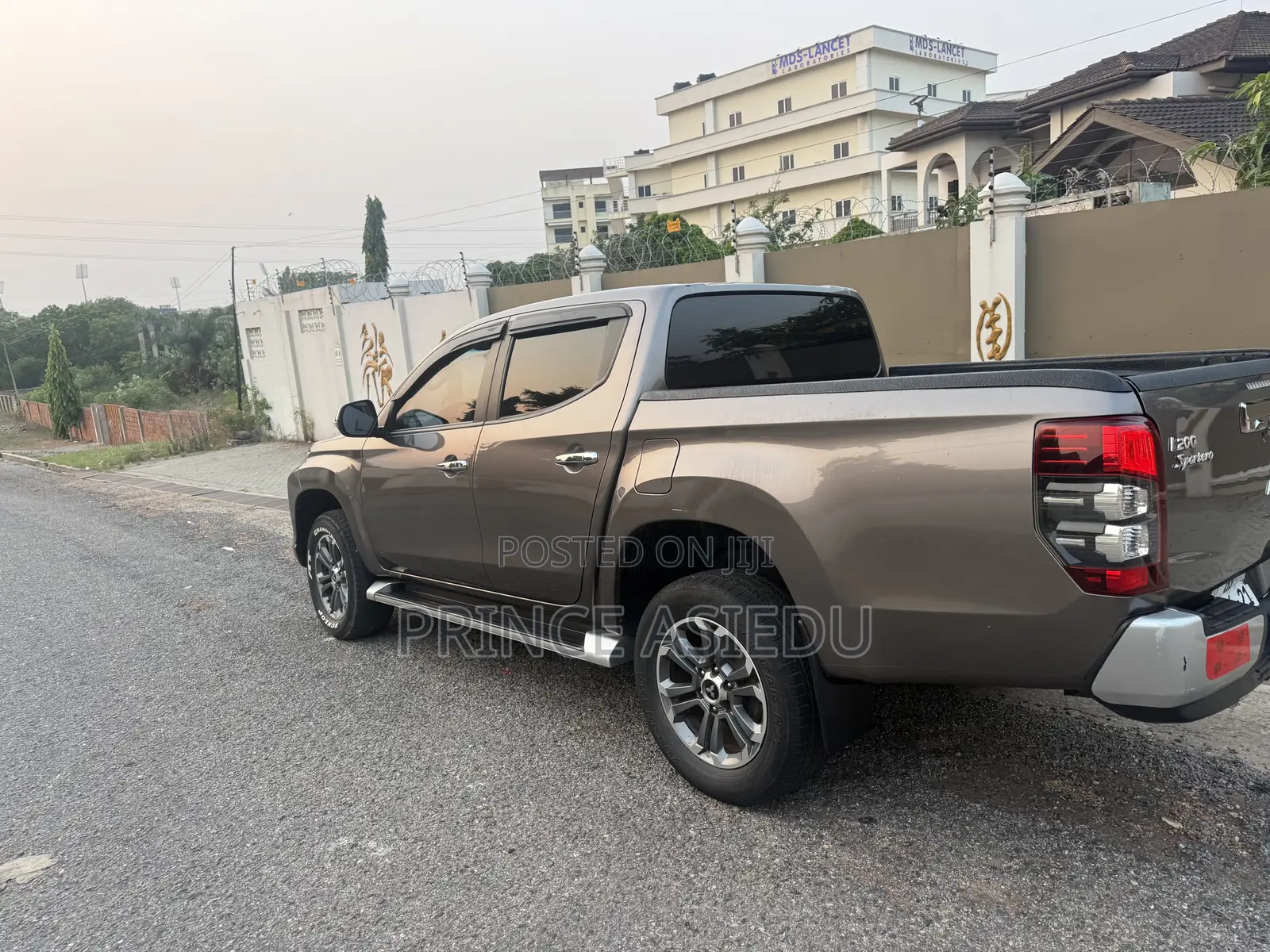 Mitsubishi L200 Sportero 2.4 Diesel 2021 Brown