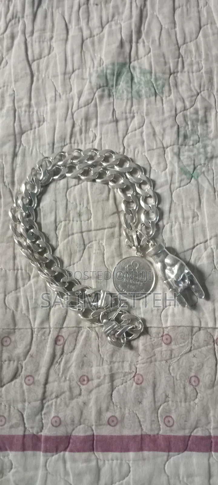 167.9 Grams Of Sliver Chain For Sell At Cool Price