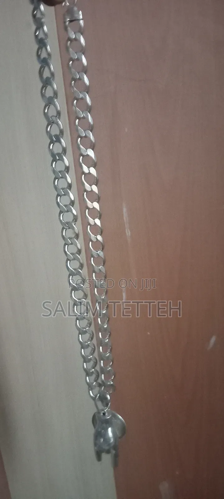 167.9 Grams Of Sliver Chain For Sell At Cool Price
