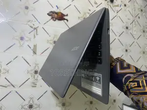 Laptop Acer 2GB Intel SSD 32GB