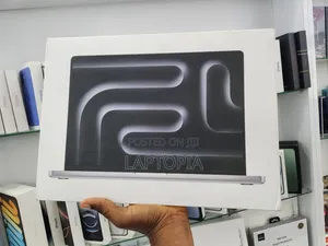 New Laptop Apple MacBook Pro 2025 M5 24GB Apple M5 SSD 1T