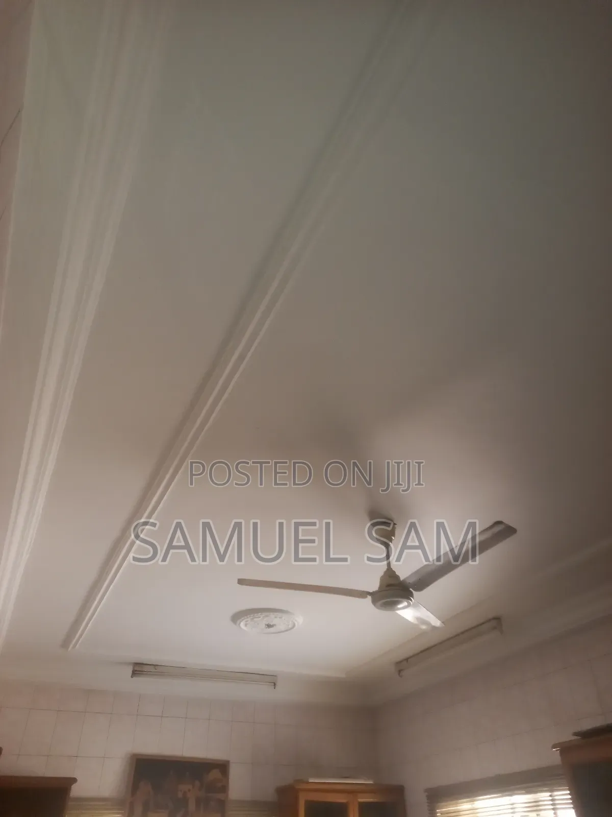 Furnished 8bdrm House in Tema Community 10 for rent