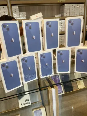 New Apple iPhone 13 128 GB Blue