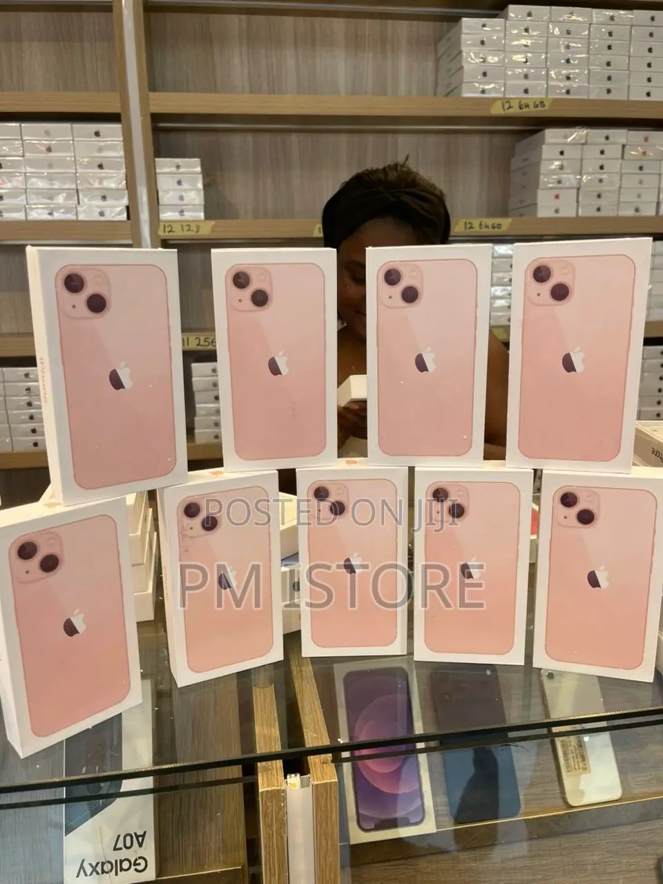 New Apple iPhone 13 128 GB Pink