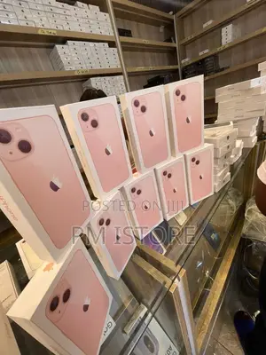 New Apple iPhone 13 128 GB Pink