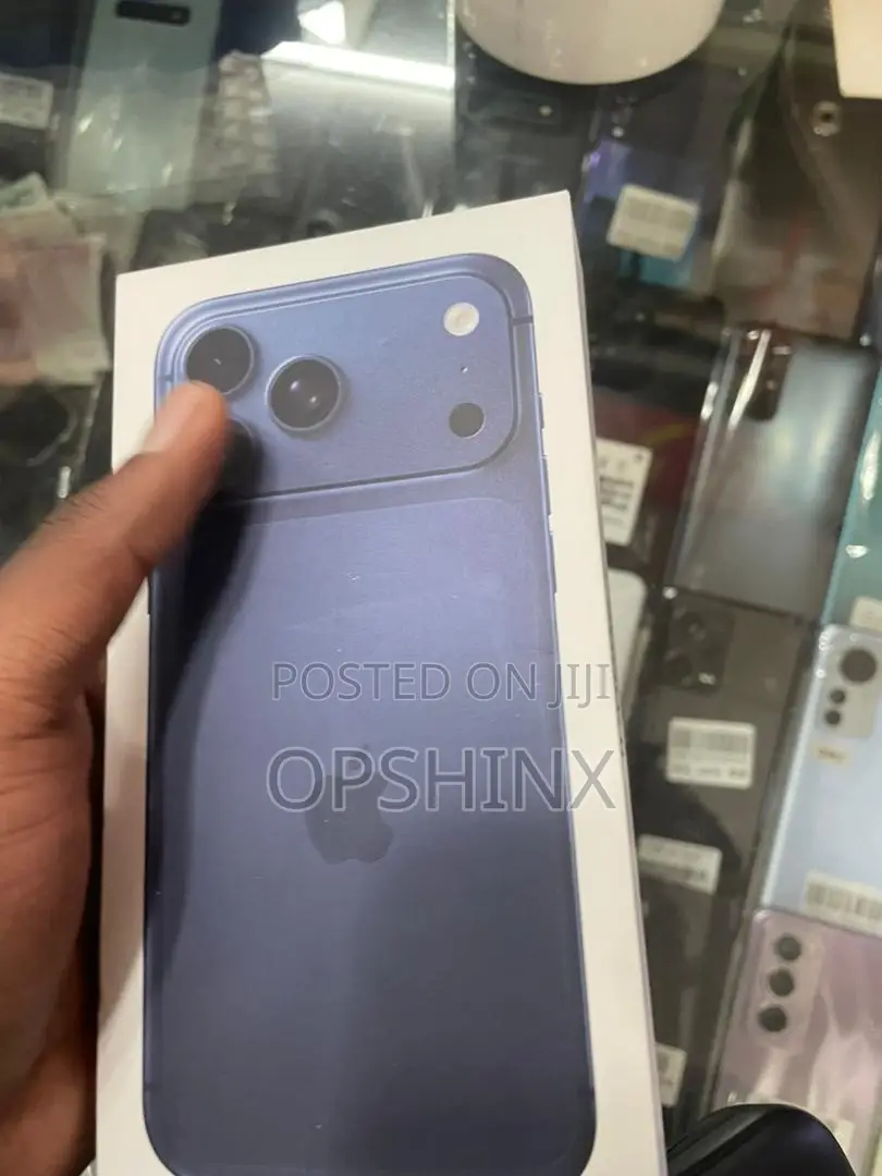 New Apple iPhone 17 Pro Max 256 GB Blue