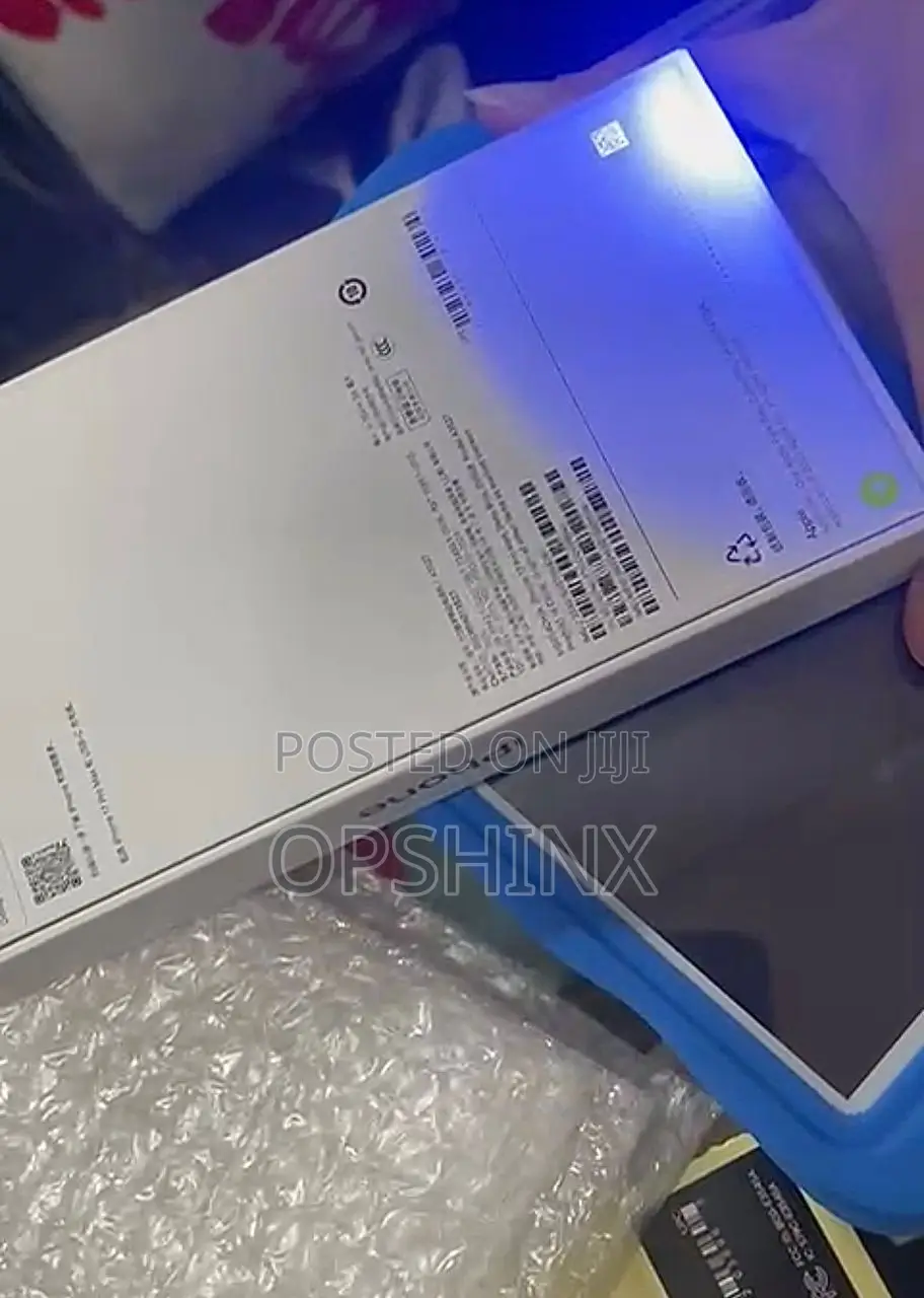 New Apple iPhone 17 Pro Max 256 GB Blue