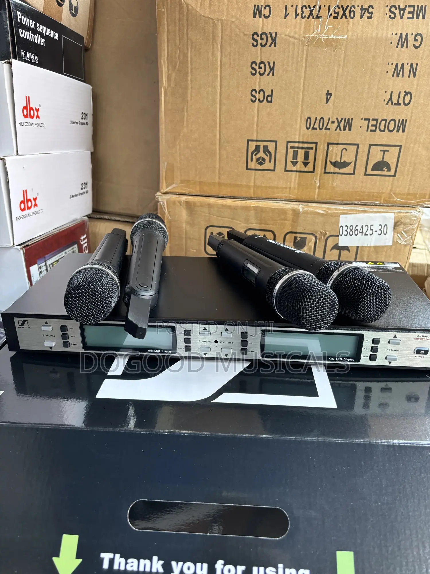 Sennheiser Skm-9900 4-in-1 Digital Wireless Micorphone