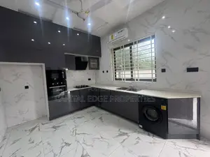 4bdrm Duplex in East Legon for sale
