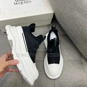 Alexander McQueen Black and White Fall