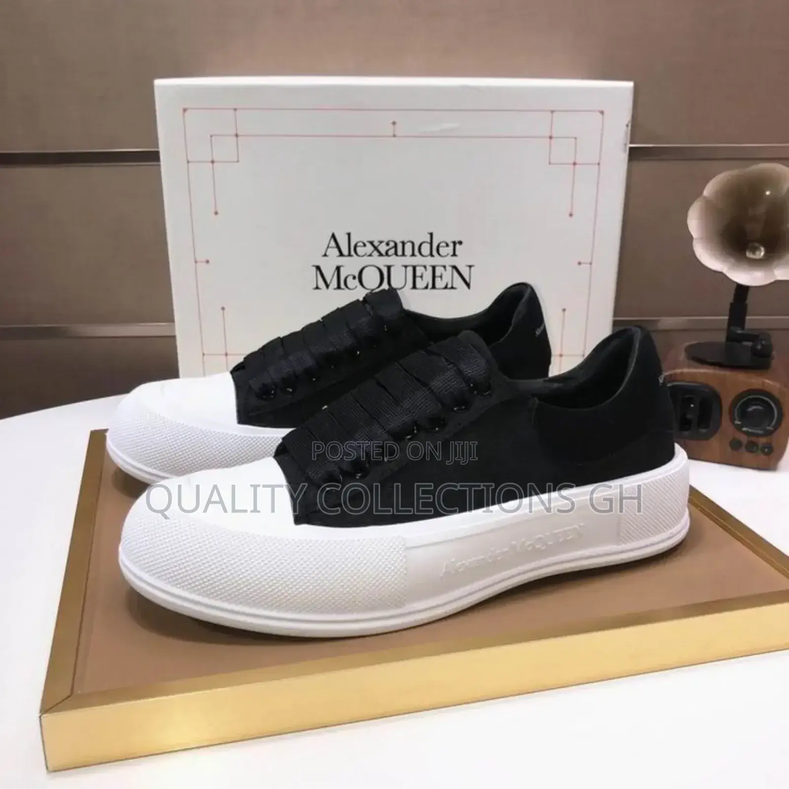 McQueen Classic Black and White