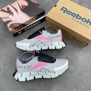 Reebok Silk Sneaker