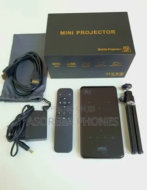 4k Mini Projector Rechargeable