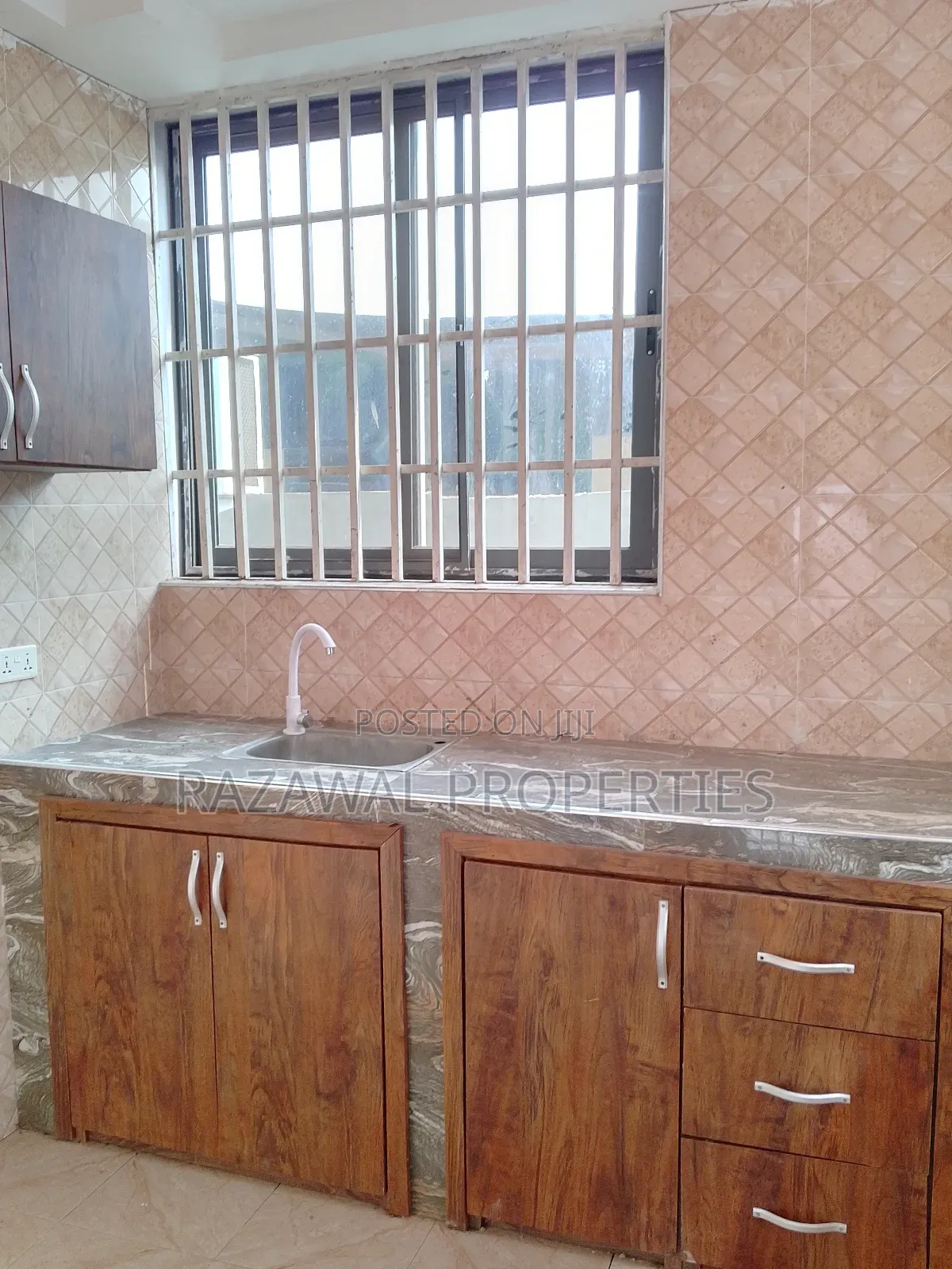 2bdrm Apartment in Oyarifa Tipper for rent
