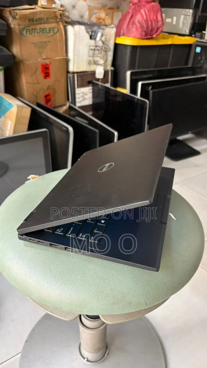 Laptop Dell Latitude 7390 16GB Intel Core I7 SSD 256GB