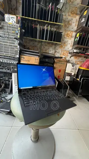 Laptop Dell Latitude 7390 16GB Intel Core I7 SSD 256GB