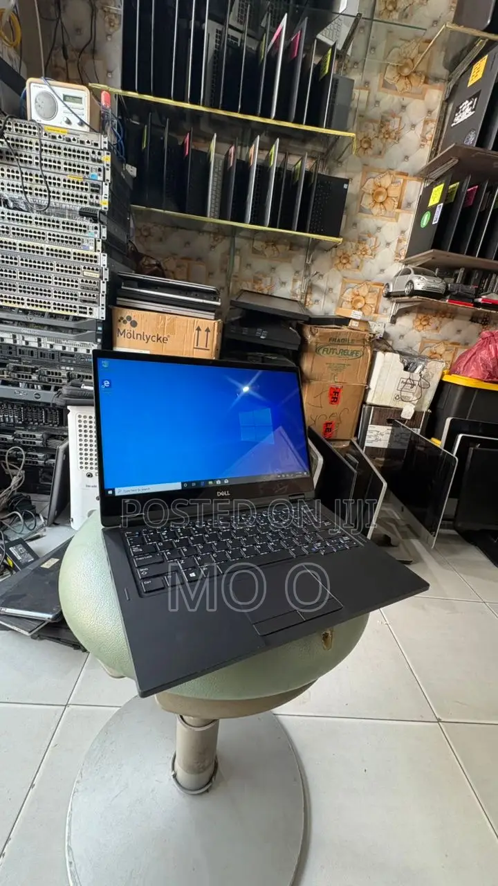 Laptop Dell Latitude 7390 16GB Intel Core I7 SSD 256GB