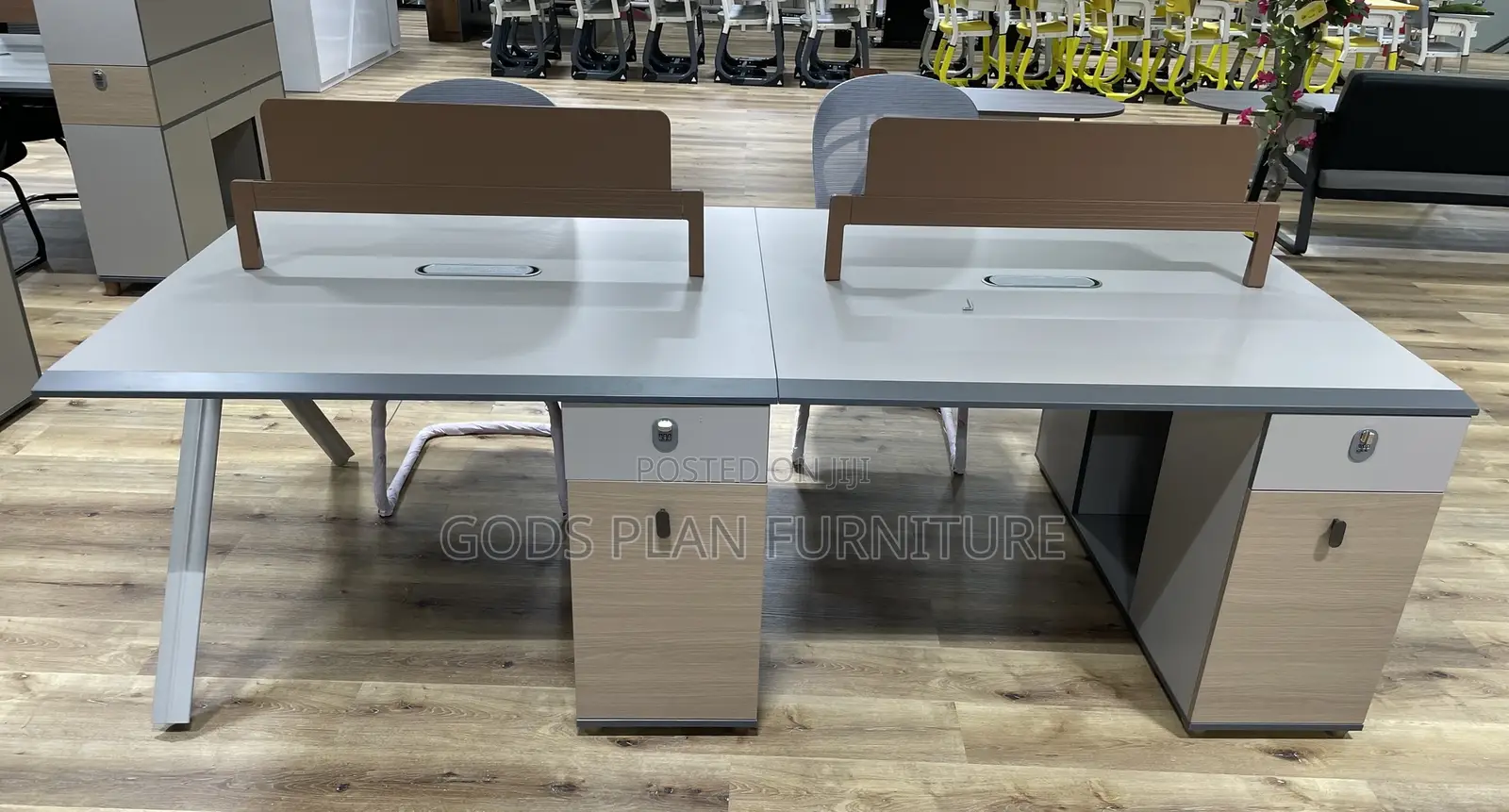4 Seater Workstation