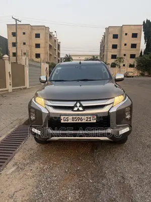 Mitsubishi L200 Sportero 2.4 Diesel 2021 Brown
