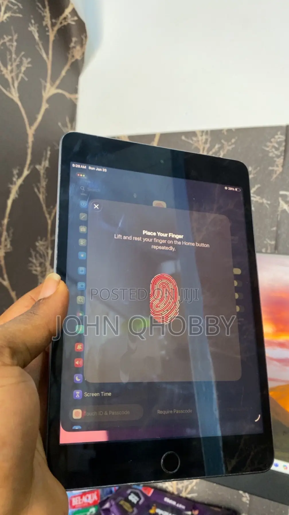 Apple iPad mini 5 64 GB Gray