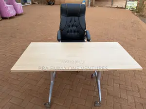 Uk Used Office Desk And Executive Chair