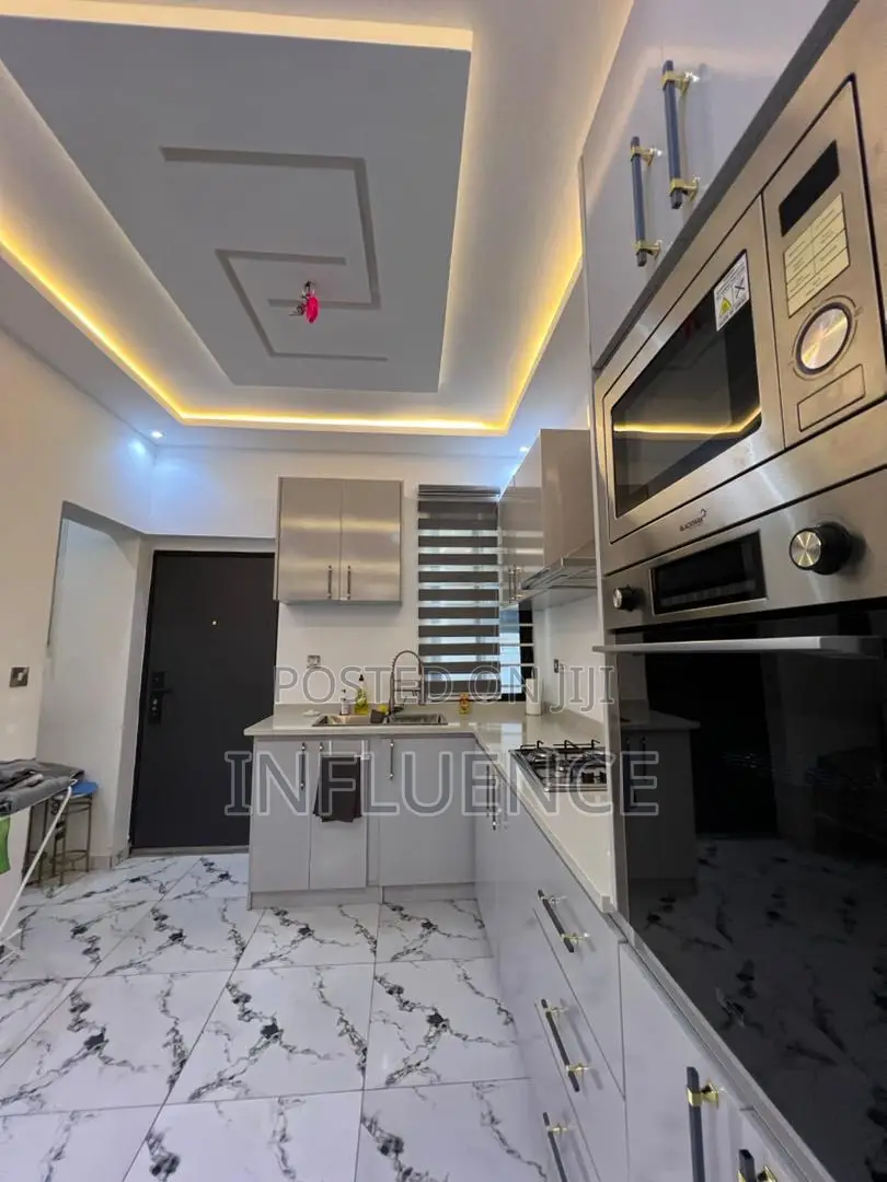 Furnished 2bdrm House in School Junction Area, East Legon for rent