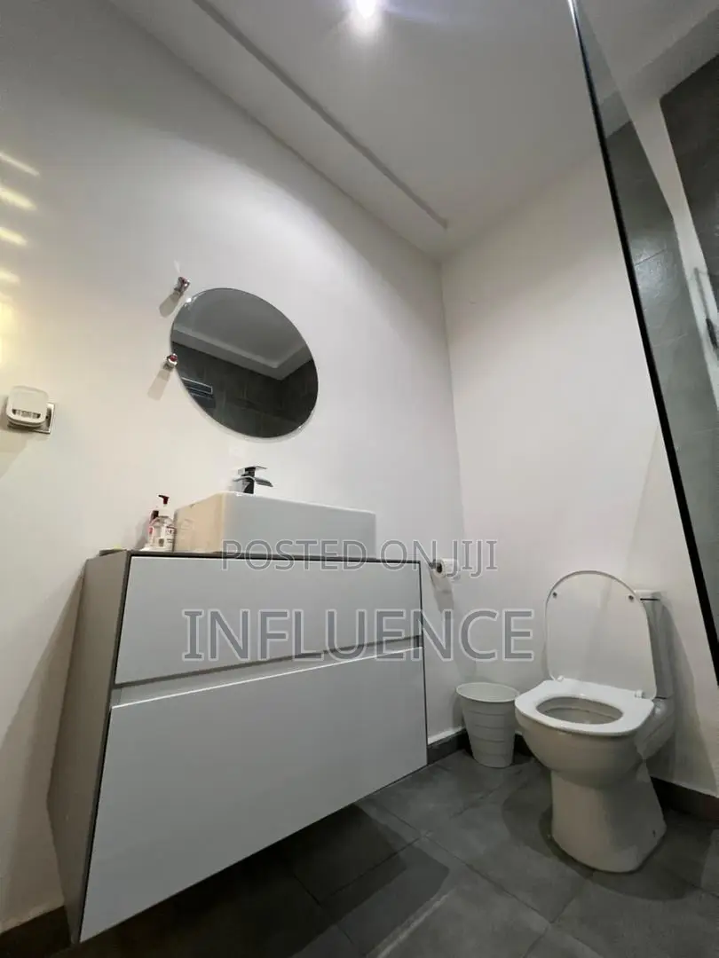 Furnished 2bdrm House in School Junction Area, East Legon for rent