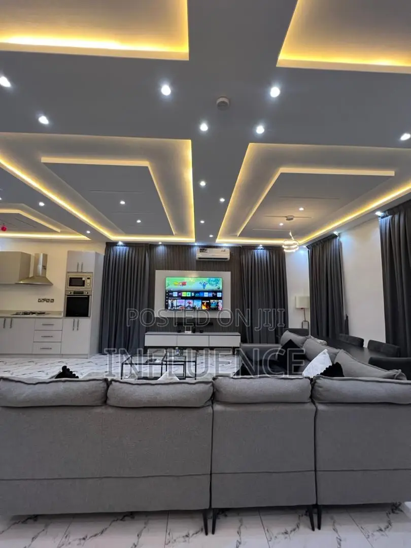 Furnished 2bdrm House in School Junction Area, East Legon for rent