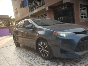 Toyota Corolla 2018 Blue