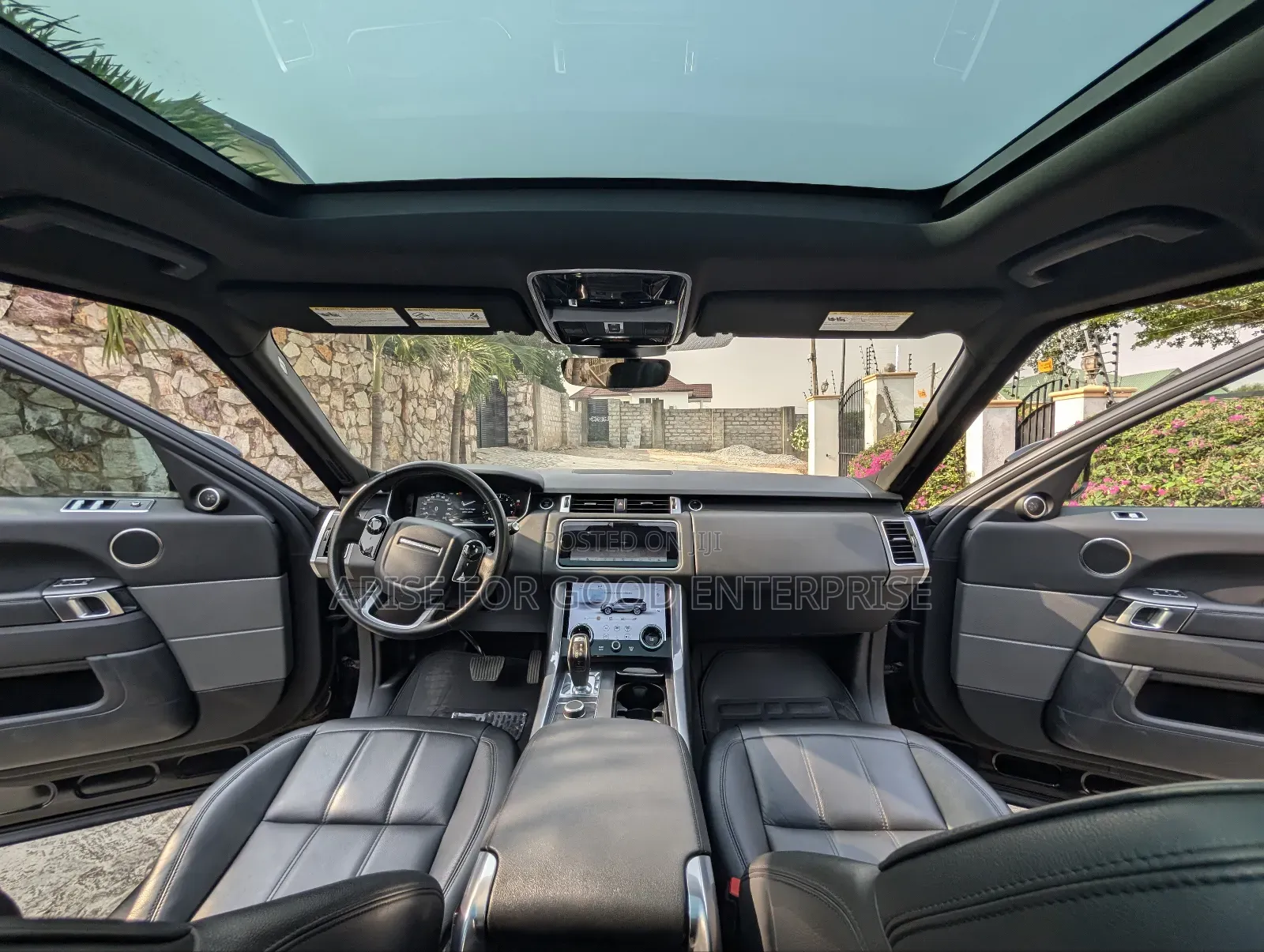 Land Rover Range Rover Sport SE 2019 Black