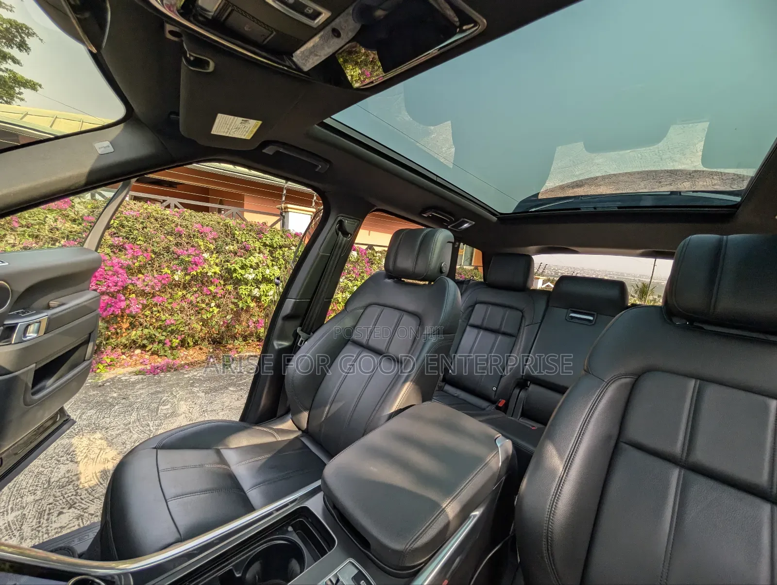 Land Rover Range Rover Sport SE 2019 Black