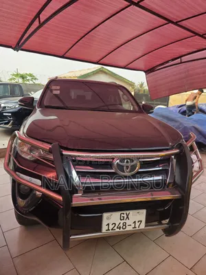 Toyota Fortuner 2.7 AWD 2017 Black