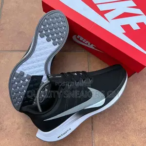 Nie Air Zoom Pegasus Turbo Black and White