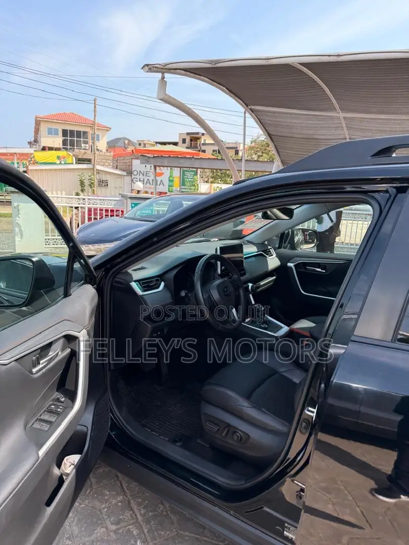 Toyota RAV4 Adventure AWD 2023 Black